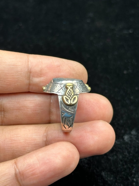 Antique Solid Silver Ring, Islamic Writing Lapis … - image 3