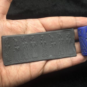Ancient Cylinder Seal Stamp Bead Lapis Lazuli Stone Babylon Intaglio Roll Beads