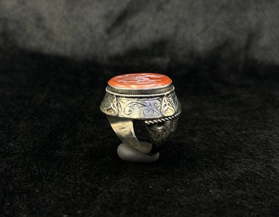 Huge Ancient Solid Silver Near Eastern Ring With … - image 2