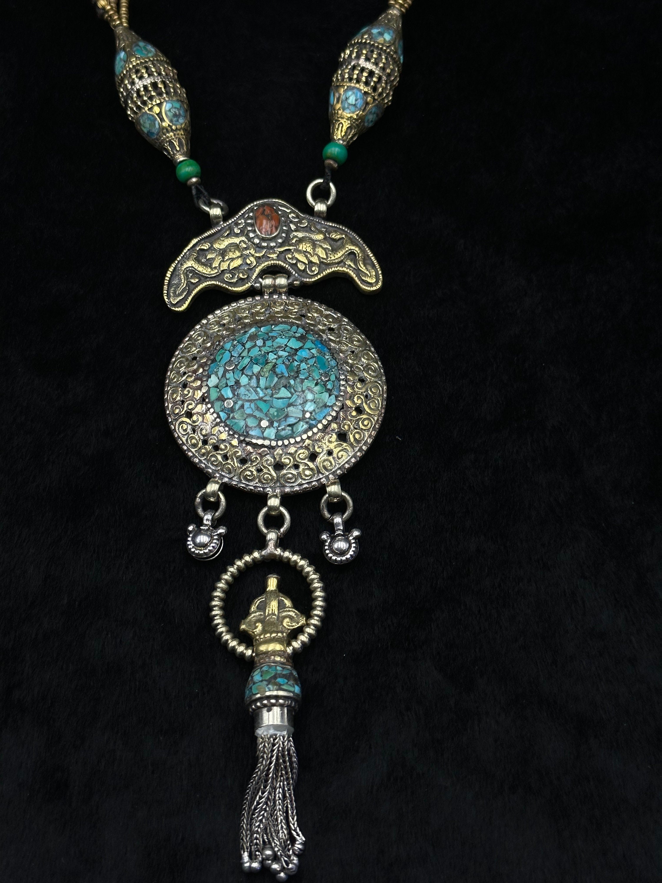 Collier Tibétain Ancien En Turquoise Avec Taquets Cloisonnés - Parfait état