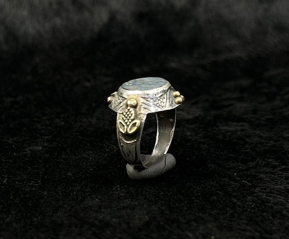 Antique Solid Silver Ring, Islamic Writing Lapis … - image 2