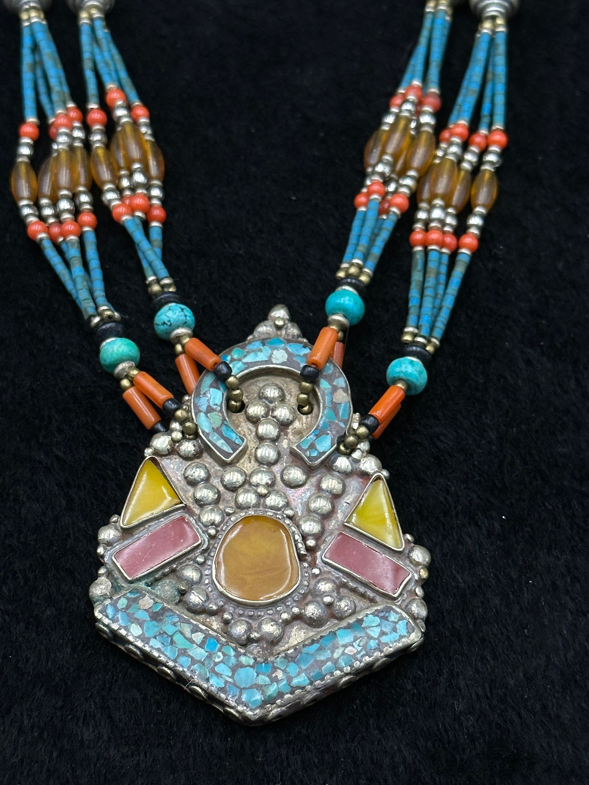 Rare Design Handmade Tibetan Vintage Necklace With Natural