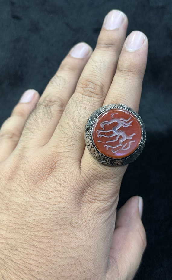 Huge Ancient Solid Silver Near Eastern Ring With … - image 5