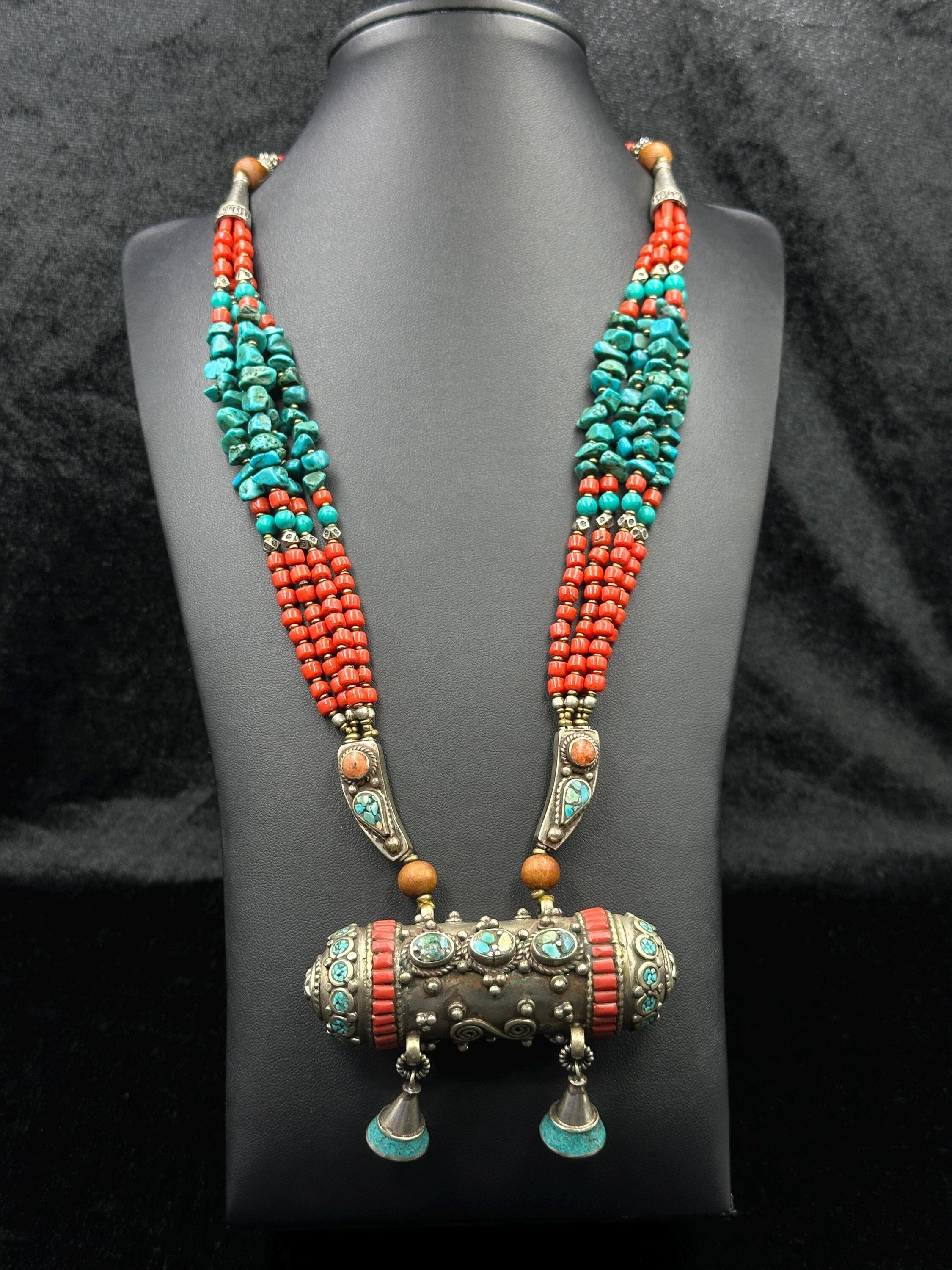 Vintage Tibetan Beautiful Design Necklace With Natural
