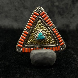 Unique Design Triangle Vintage Nepali Silver Belt Buckle With Turquoise And Coral Stone