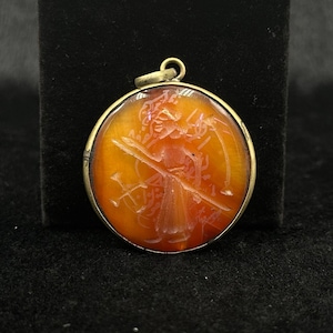 Beautiful Antique Near Eastern Silver Pendant With Intaglio King Carnelian Stone