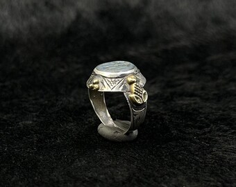 Antique Beautiful Solid Silver Unique Ring With Islamic Writing Lapis Lazuli Stone