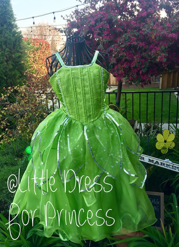 green dress for tinkerbell costume DIY Tinkerbell cosplay from a thrift store dress! , #diy #cosplay  #tinkerbell #disney #costume