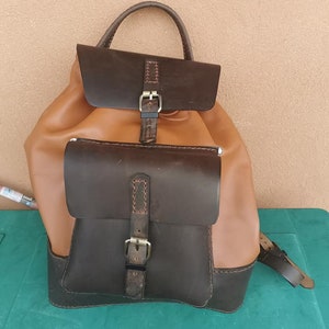Sac à dos en cuir véritable Mod. "Milano" Entièrement cousu main,