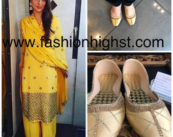 Handmade Ladies Pakistani Indian Khusa Sandal | Diamonte and Pearl Punjabi Jutti | Wedding shoes | Gift For Her |Gold khusa