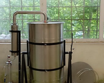 Commercial Essential Extraction unit, Essential Oil Producing Equipment 74G (280L) with loading capacity of 63G (240L)