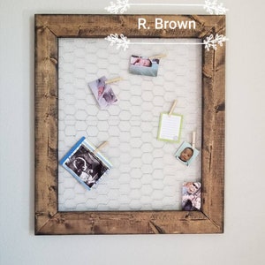 20x23 Rustic Chicken Wire Frame.4x6 or 2x3 pictures Polaroid Jewelry organizer. photo display Gift. farmhouse decor. Wooden air plant holder