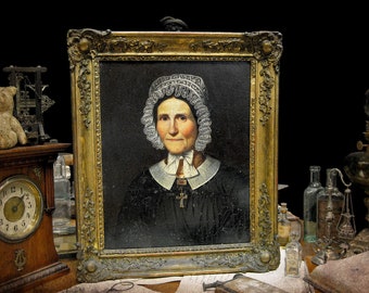 Antique French Painting, A Detailed And Unique Portrait Of An Older Lady, Framed Oil On Canvas From Late 18th Century