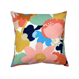 Decorative Pillow Cushion Cover Spring Floral Pastel 40 x 40 cm, 50 x 50 cm Back Mint