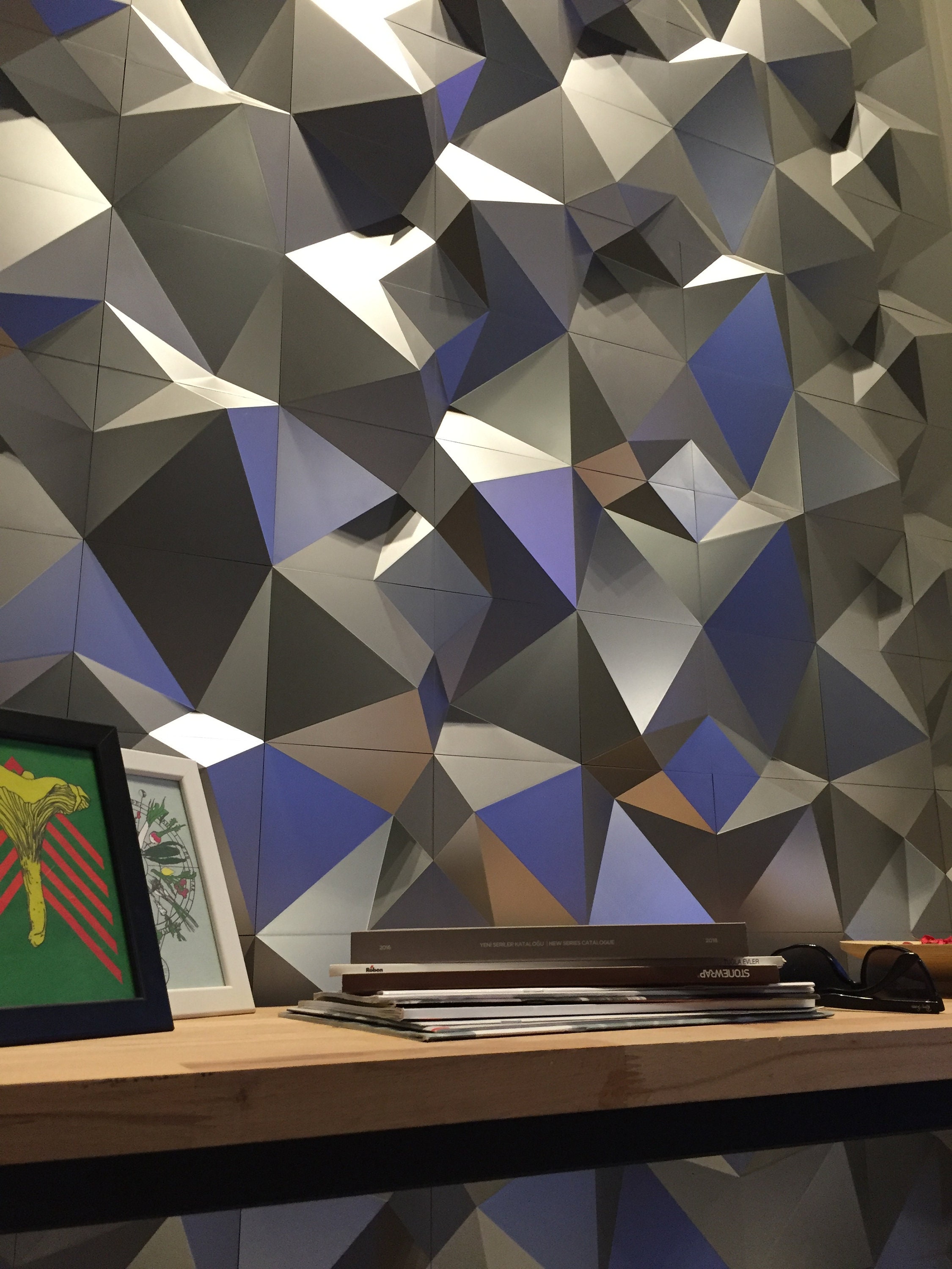 Pannelli 3D per pareti PENTA Design, Sistema di pannelli decorativi per  pareti 3D, Linee a forma piramidale, Piastrelle decorative per pareti -   Italia