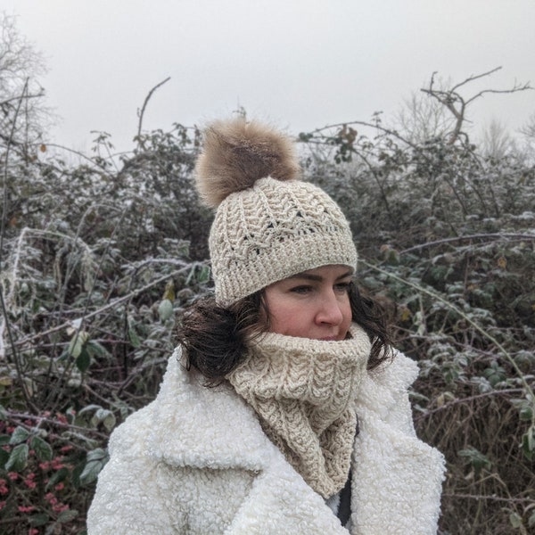 Snood + Bonnet en laine vegan pompon fausse fourrure - 'Blanc crème polaire' - Handmade / vegan wool Faux fur 'Polar white'  beanie + Snood