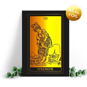 Tarjeta de felicitación del Tarot de Fuerza en cartulina negra. Tarjeta de aliento, tarjeta de pensamiento en ti, tarjeta de envío de amor, con tarjeta de condolencia.