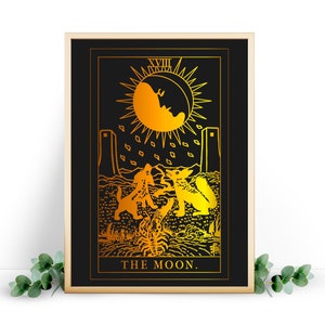 Impression de cartes de tarot - La lune. Poster de tarot déjoué sur un papier cartonné noir.
