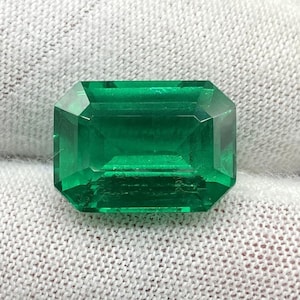 8x12mm Zambian Green Emerald Loose Gemstone , Top Quality Loose Emerald Stone Octagon Shape Emerald cut Gemstone Jewelry 8.00 Carat