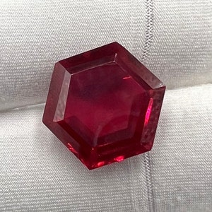 14mm Hexagon Shape Mozambique Pigeon Red Ruby Loose Gemstone , Faceted Hexagon Ruby Quality Loose Red Ruby Stone Gemstone Jewelry Ruby Gift