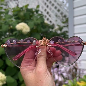 Wire Wrapped Amethyst Heart Sunglasses > Wire Wrapped Sunglasses > Heart Sunglasses > Amethyst