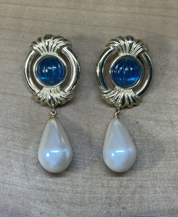 Vintage Signed Richelieu Faux Pearl Teardrop Earri