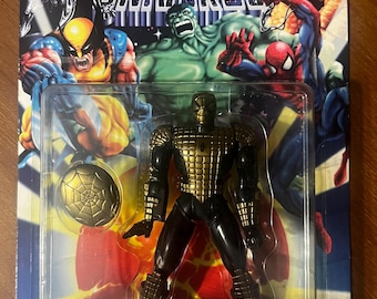 ToyBiz: Marvel Universe Gold Armor Spider-Man Action Figure w/ Launching Web Shield (1996)
