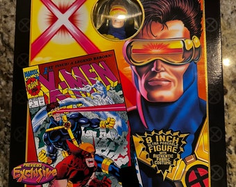 ToyBiz: X-Men Famous Covers Series Cyclops Action Figure Previews Exclusive (1999)