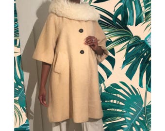 Cream 1950's Lilli Ann Mohair Swing Coat w Fox fur Collar