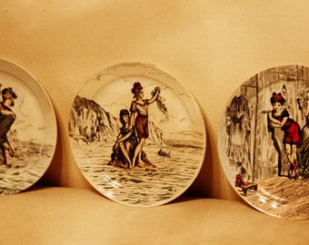 Set of Three French Flapper Boudoir Plates 1920s