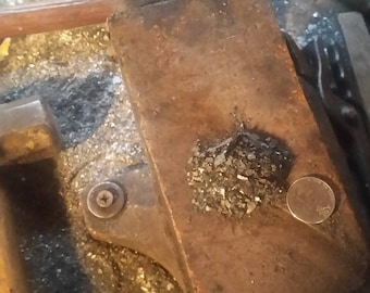 Pó de bigorna real para magia popular e hoodoo