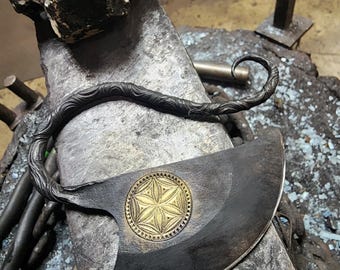 Witches mark hexafoil herb chopper