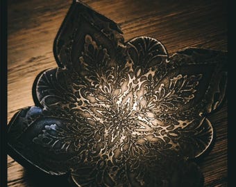 DARK visions, Henbane blossom : Hand forged candle holder