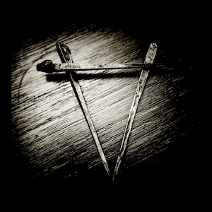 Crossing, razor scribe.