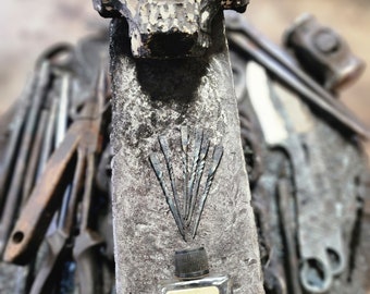 Tapa boca, stop gossip, conjure nails