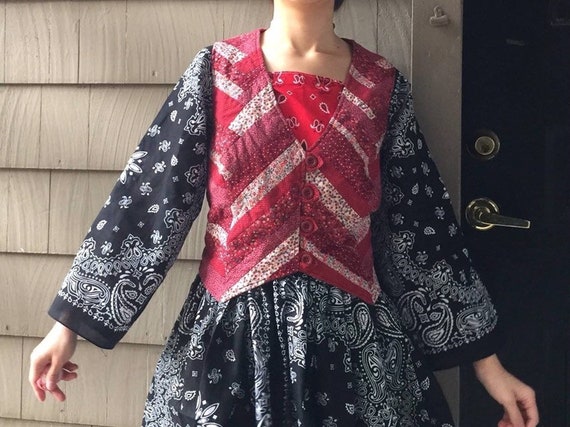 Vintage Handmade Quilted Patchwork Vest.-X10.