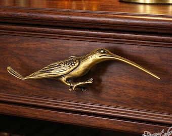 Brass Bird Drawer Knob, Bronze Hummingbird Cabinet Pull, Antique Bird Handle, Brass Handle Pull, Vintage Furniture Hardware, Dresser Pull