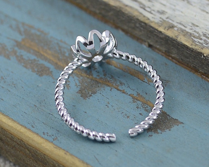 Adjustable Long-Lasting White Gold Plated 925 Silver Ring Base The High Quality 925 Ring Blank Antique Style Cabochon Ring Setting KTJ259
