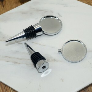 Weinverschluss-Flaschenverschluss-Silber Weinflaschenverschluss mit runden Lünette Rohlinge, leerer Metallweinflaschenverschluss für DIY Cabochons W101