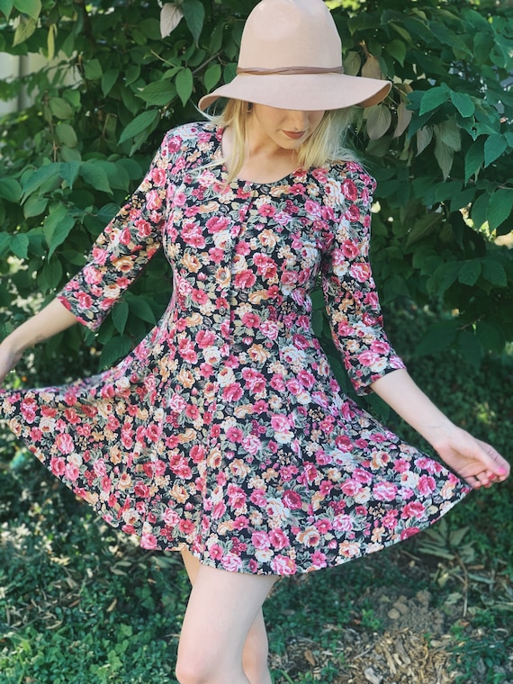 Vintage Floral Skater Dress / Fall Dress / Size S… - image 3