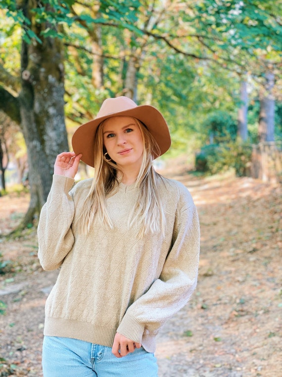 Vintage Tan Beige Sweater / Diamond Knit Print