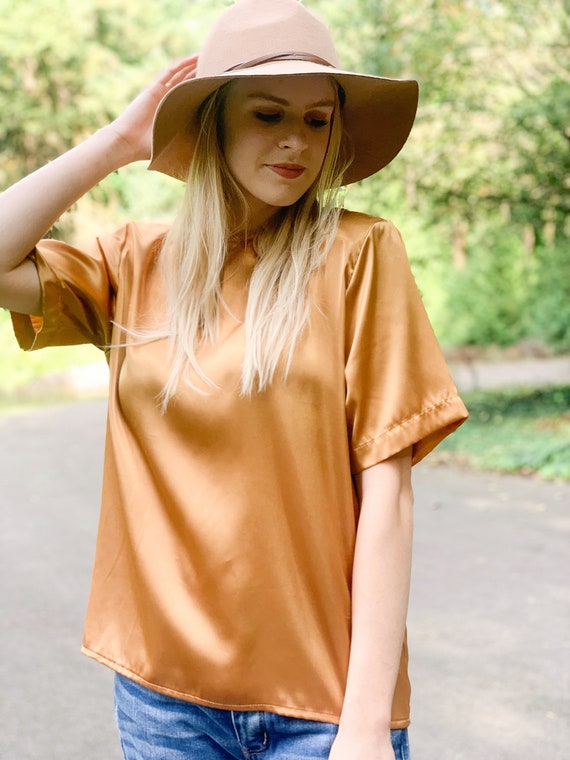 Vintage Bronze Gold Tee Shirt / Fall Silky T Shirt