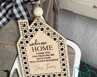 Real Estate Agent Gift Tag, Realtor Gift Basket Tag, Realtor Closing Gift, Closing Gift Thank You Tag