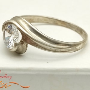 Silver ring with cubic zirkonia -Vintage silver jewellery-Boho ring-Gift for her.