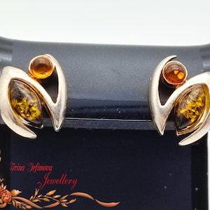 Boucles d&#39;oreilles en argent sterling avec ambre - Boucles d&#39;oreilles vintage - Bijoux en argent sterling - Puces d&#39;oreilles - Bijoux modernes - Cadeau pour elle.