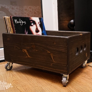 Rangement pour disques vinyles | Boîte de rangement en vinyle pour caisses LP | Caisse en bois faite main | Cadeau pour mélomane | Rangement en bois massif