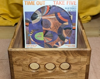 OAK Record Storage Crate | Perfect for 12 Inch Vinyl | Hancrafted From Real Solid Wood | Retro Design | Made By&For Audiophiles | Turntable