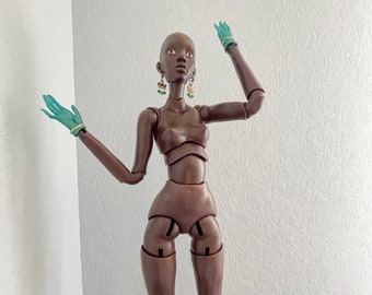 1/3 bambola BJD tonalità della pelle scura con 2 teste, polsi, piedi diversi