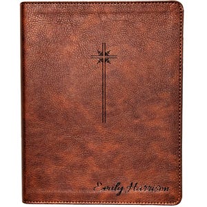 Biblia NIV personalizada para llevar un diario / Nueva versión internacional / Nombre personalizado grabado / Biblia de estudio fácil de leer / Regalo cristiano con cruz