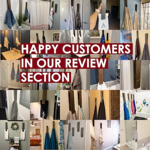 Puede incluir: Un collage de im&aacute;genes que muestran varios toalleros en diferentes entornos de ba&ntilde;o. Los toalleros est&aacute;n hechos de madera y presentan un dise&ntilde;o sencillo. El texto "HAPPY CUSTOMERS IN OUR REVIEW SECTION" se superpone a las im&aacute;genes.